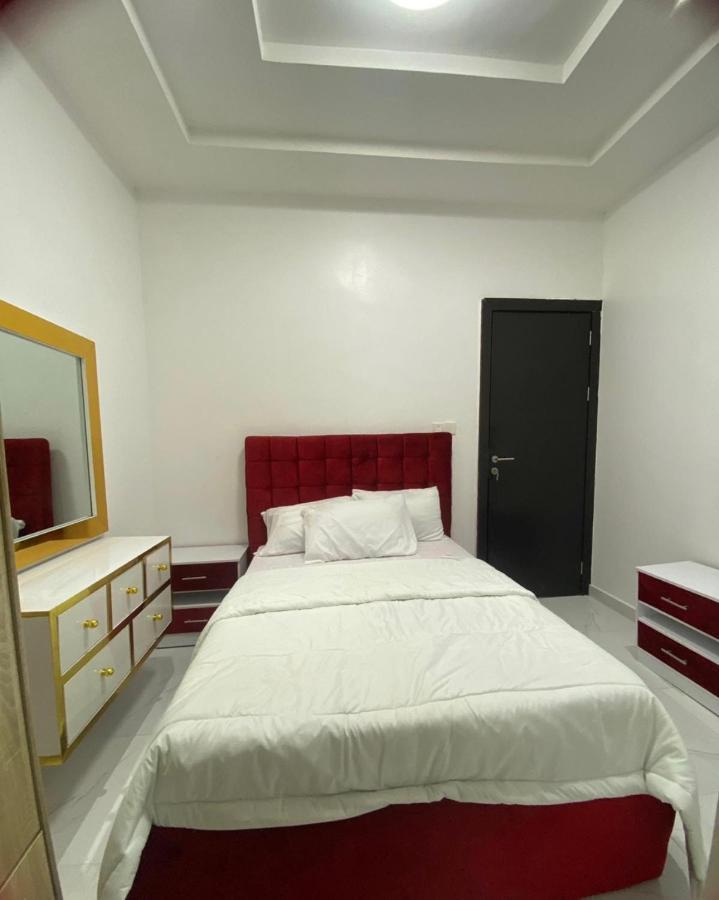 Urban Retreat Luxury Shortlet Apartment Lekki Ajah Lagos With Pool And Gym Exteriör bild